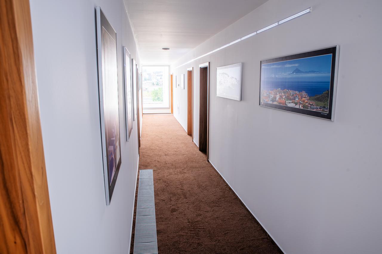 Restaurant & Design Hotel Noem Arch Брно Экстерьер фото