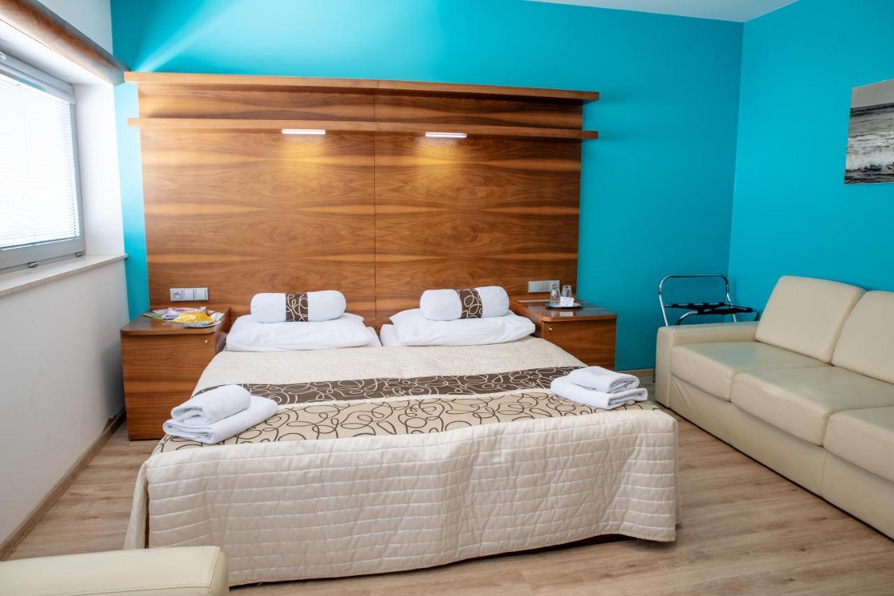 Restaurant & Design Hotel Noem Arch Брно Экстерьер фото