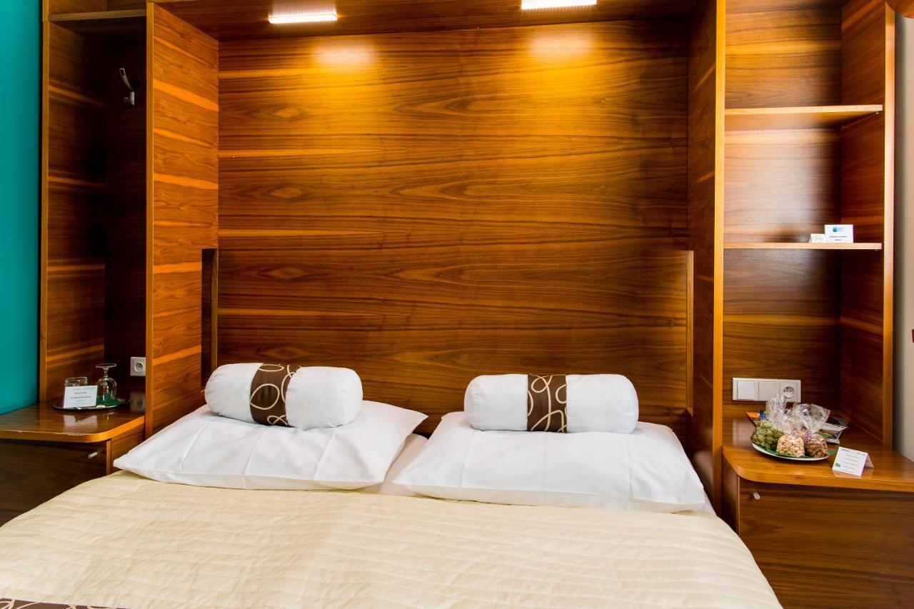 Restaurant & Design Hotel Noem Arch Брно Номер фото
