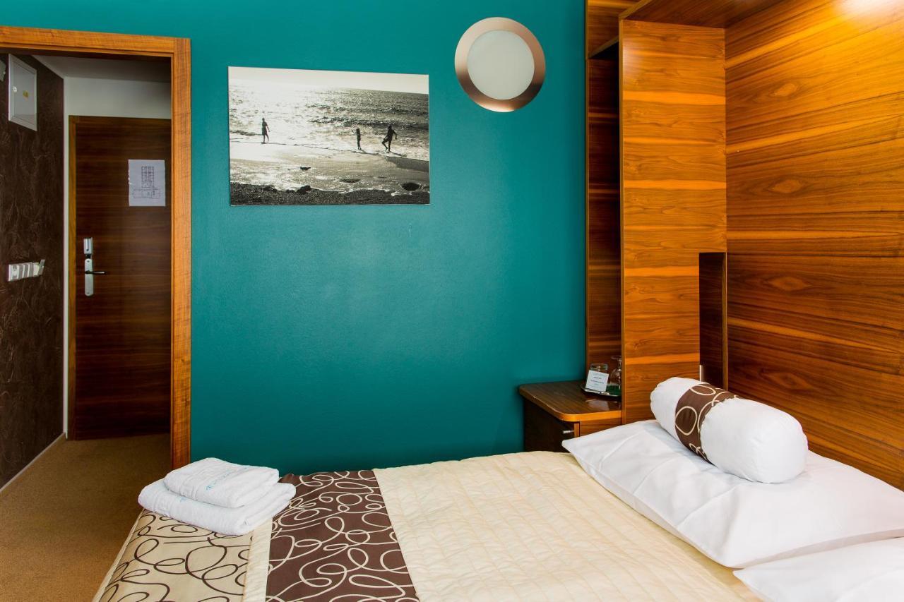 Restaurant & Design Hotel Noem Arch Брно Номер фото